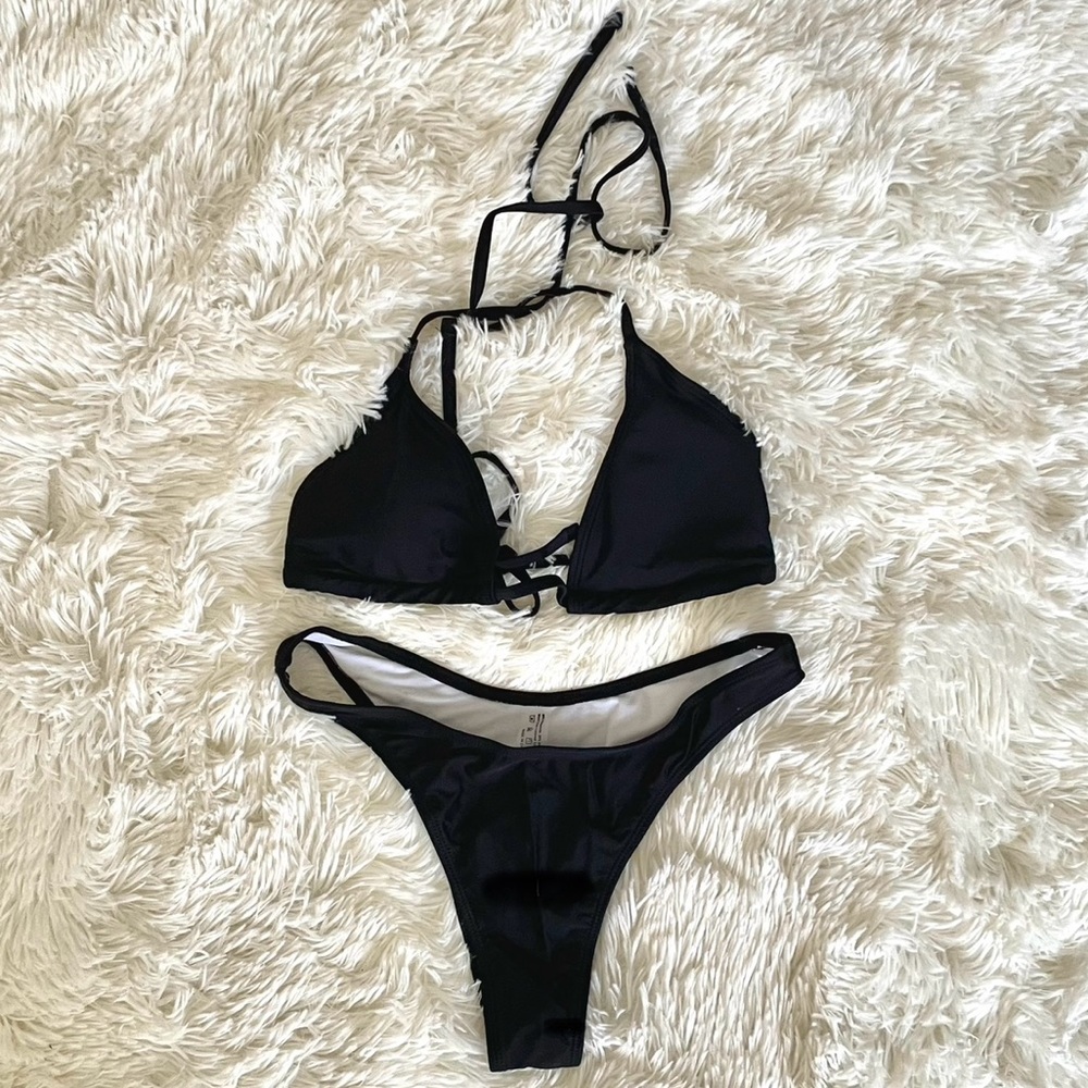 SHEIN Black String Bikini, S